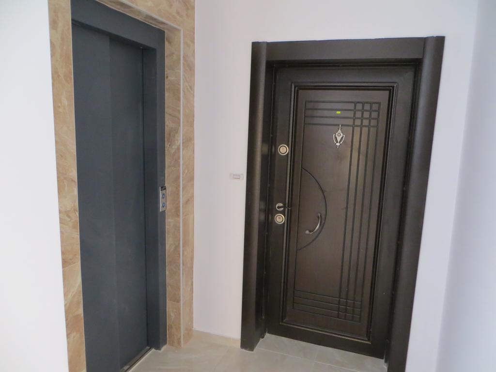 Emona Apartment Burgas City Eksteriør billede