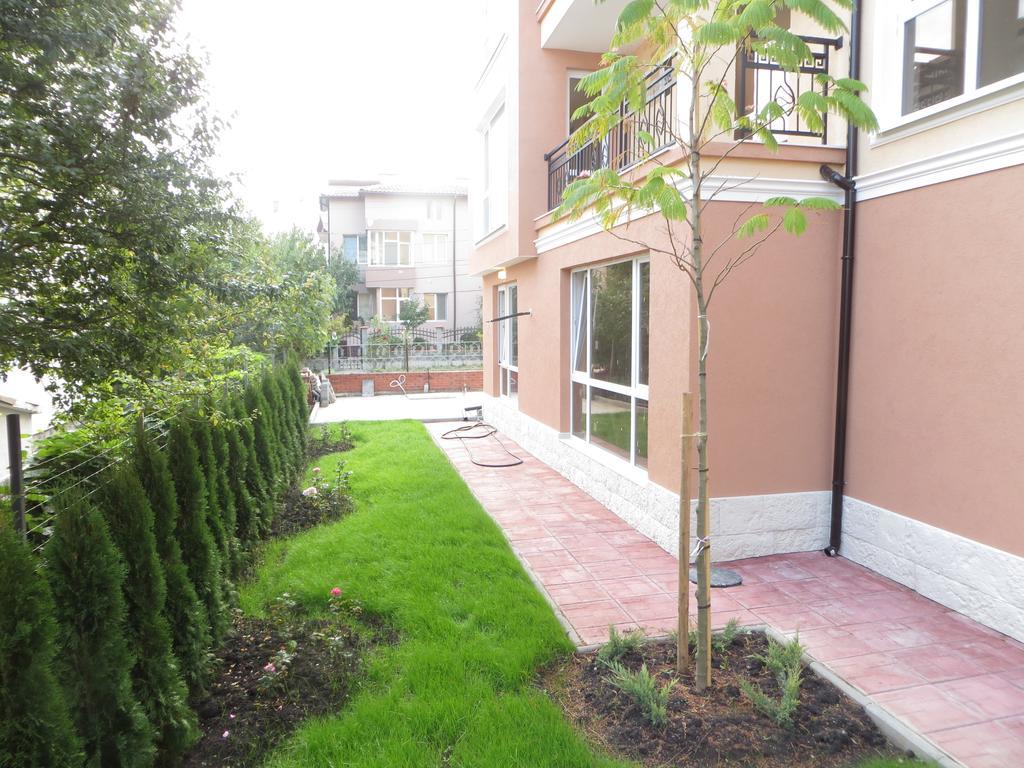 Emona Apartment Burgas City Eksteriør billede