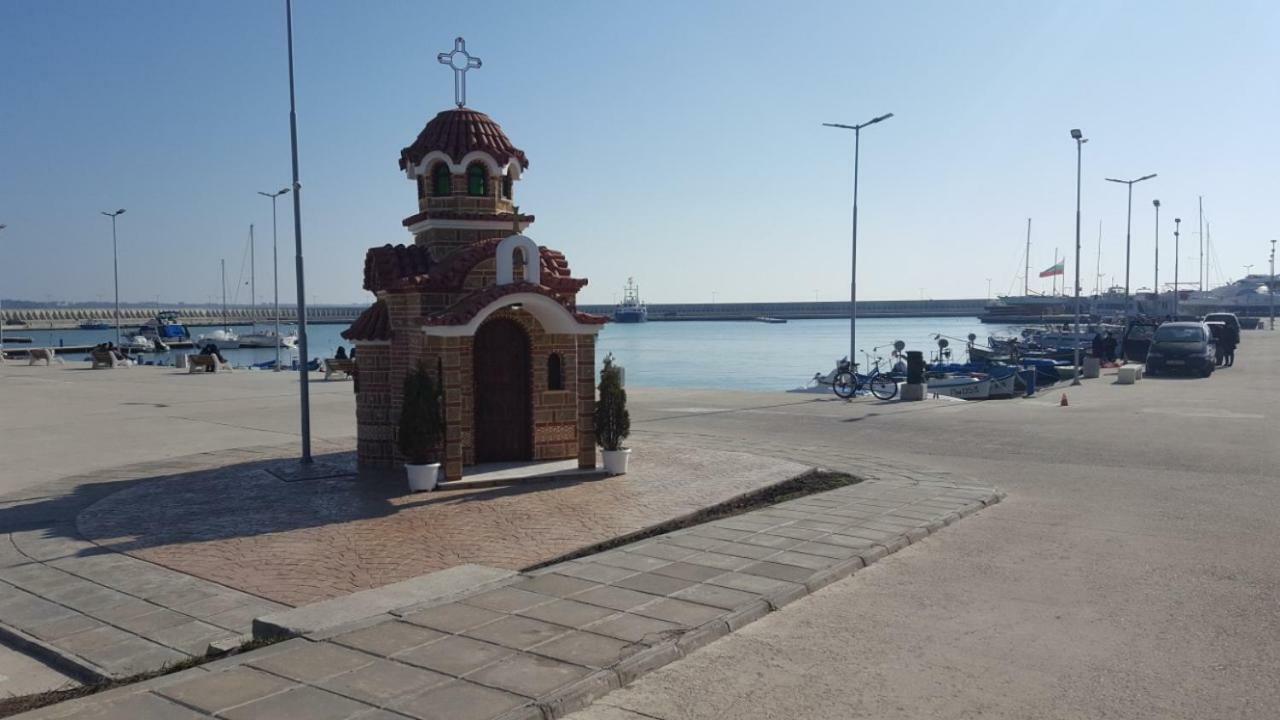 Emona Apartment Burgas City Eksteriør billede